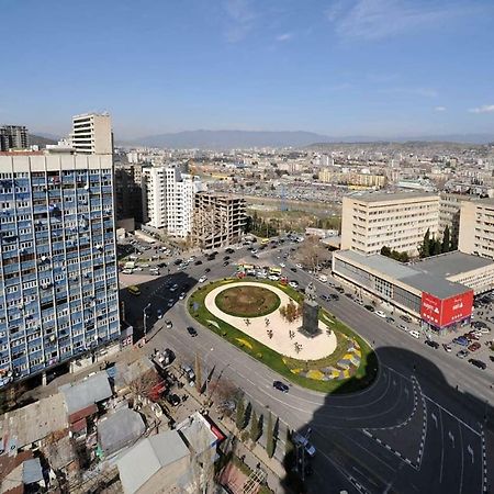 Saakadze Tower Apartment Tbilisi ภายนอก รูปภาพ